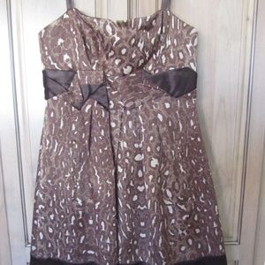 BCBG Max Azria Wool/Silk Leopard Print Size 6